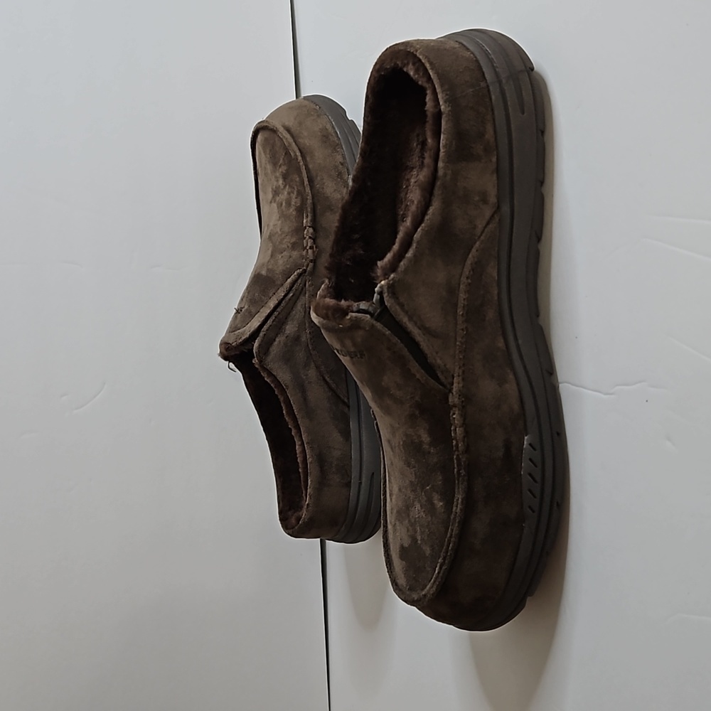 Skecher Relaxed Fit Memory Form Expected Slippers… - image 2